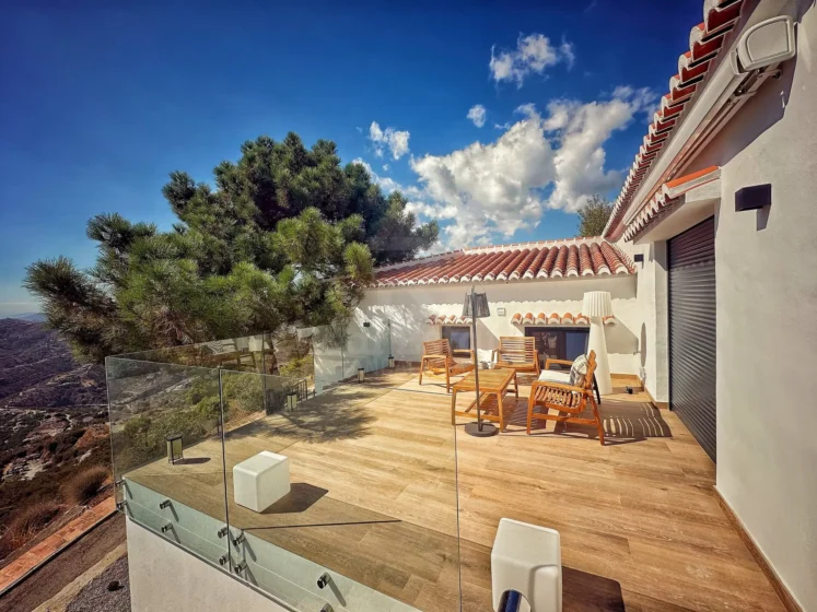 AT606-Stylish-2-Bedroom-Holiday-Home-Above-Competa-with-Sea-and-Mountain-Views-37