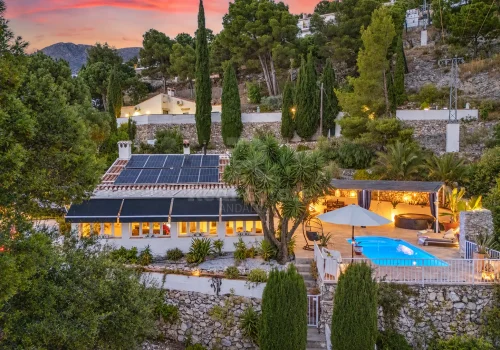 VC124-Stunning-VIlla-with-pool-and-sea-view-for-sale-in-Competa-Malaga-Province