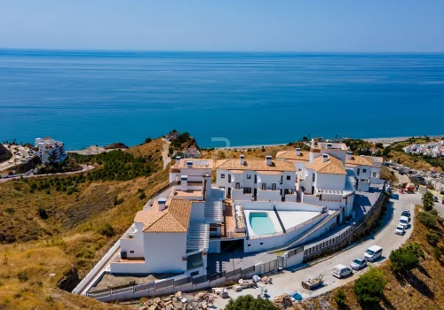 vc025-Infinity-Views-Cottages-with-Panoramic-Views-in-Torrox-Costa-12